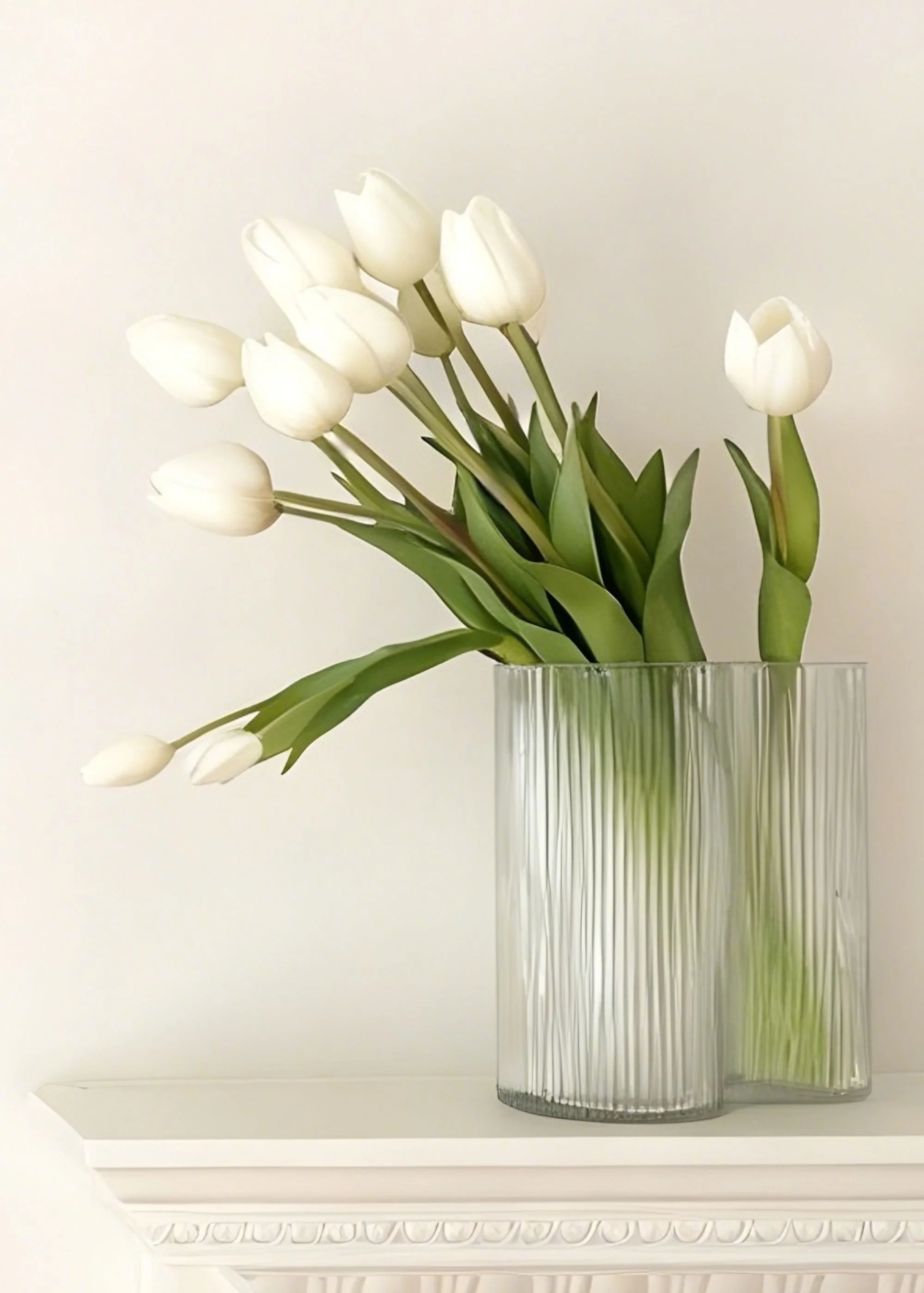 Asymmetrical White Real Touch Tulip Design - Image 4