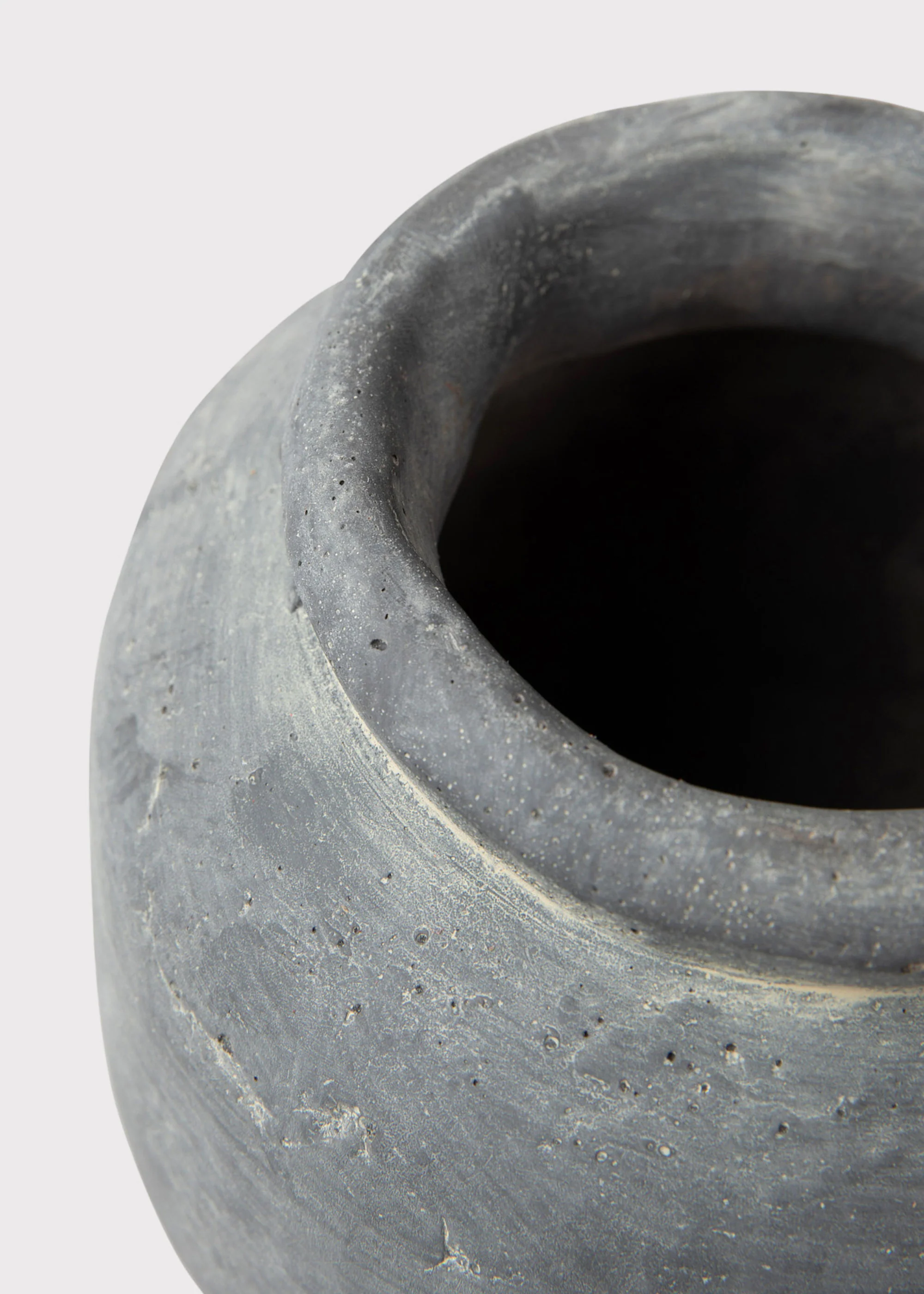 Distressed Rustic Concrete Vase - 7" - Image 4