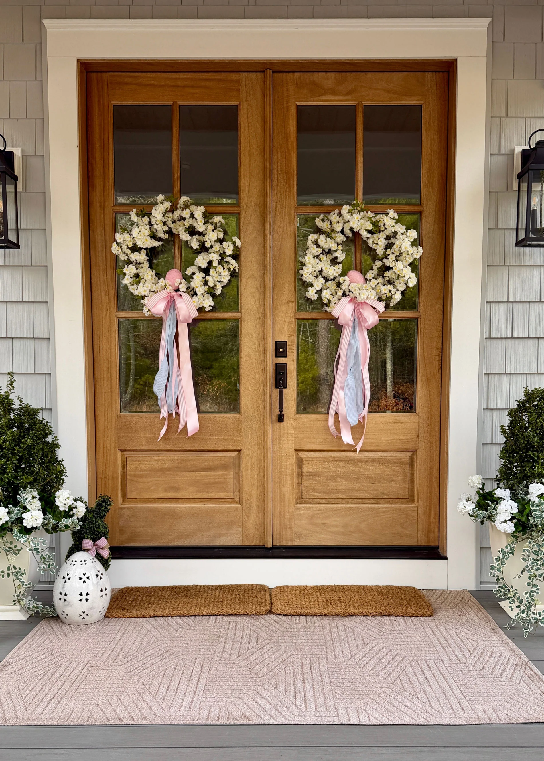Fake Cherry Blossom Wreath in White - 24" - Image 3