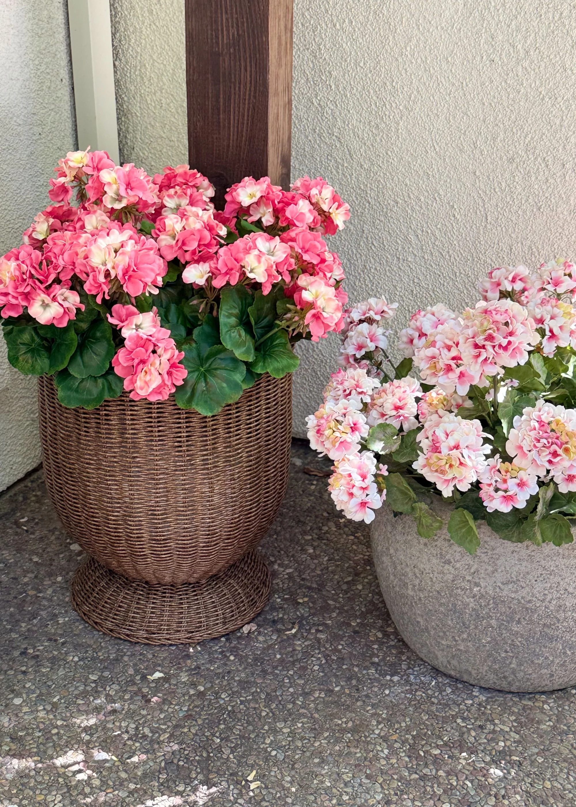 Fake Geranium Indoor/Outdoor Water Resistant Bush in Pink - 19" - Image 5