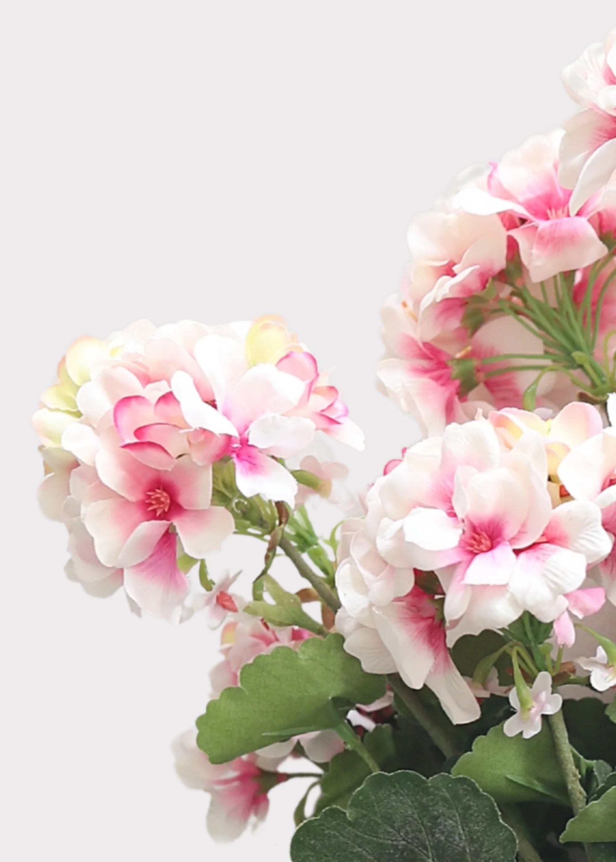 Fake Indoor/Outdoor Pink Geranium Water Resistant Bush - 24" - Image 4