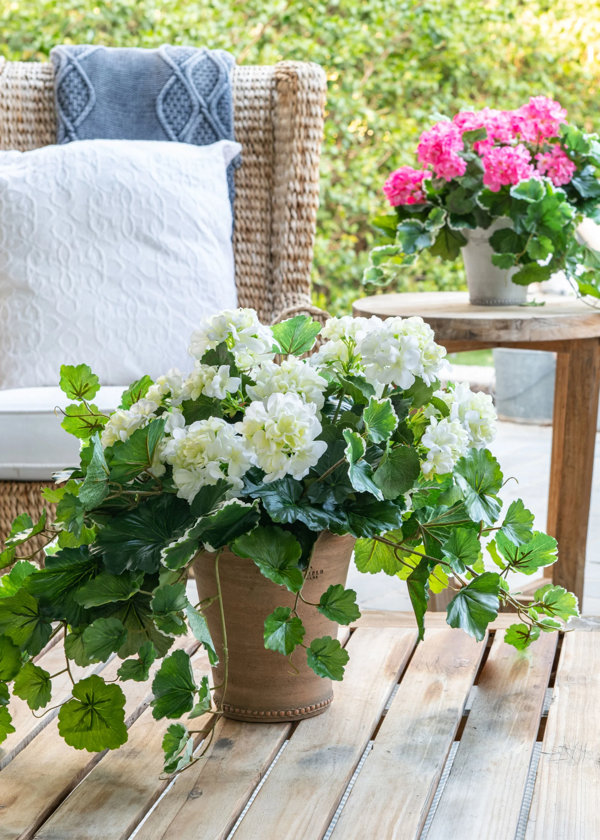 Outdoor Artificial Flowers | Water Resistant Outdoor Geranium Bush - 18" - Image 3
