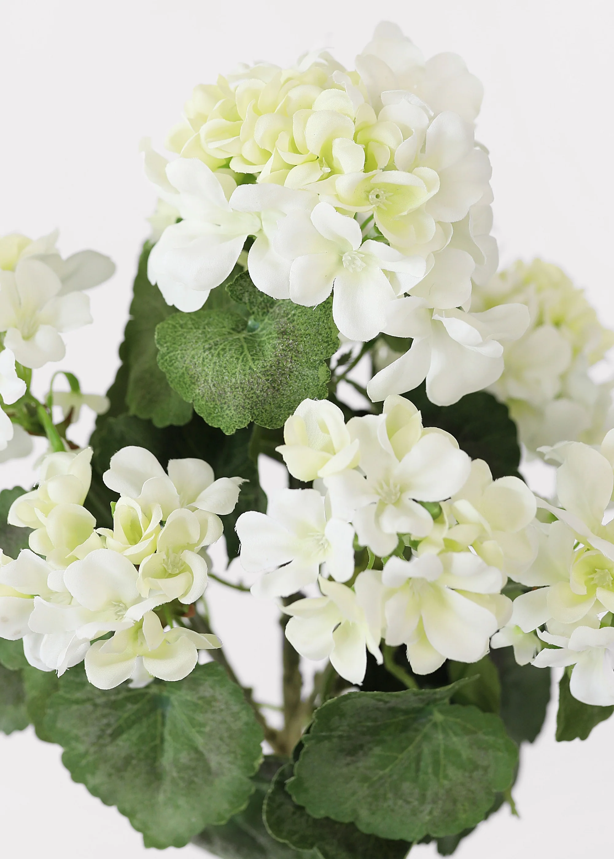 Outdoor Artificial Flowers | Water Resistant Outdoor Geranium Bush - 18" - Image 4